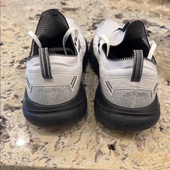 110448 1D 135 Brooks Glycerin stealthfit 21 - Picture 4 of 6